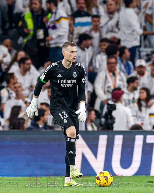 卡西:希望何塞卢留在皇马 应让卢宁继续首发出场 卡西:希望何塞卢留在皇马 应让卢宁继续首发出场